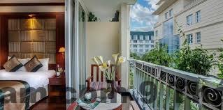Vị trí Conifer Boutique Hotel gần Hồ Hoàn Kiếm và khu Tràng Tiền, thuận tiện di chuyển nhưng vẫn yên tĩnh