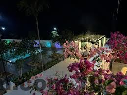 Hồ bơi ngoài trời tại Solaria Garden là tiện ích được yêu thích nhất