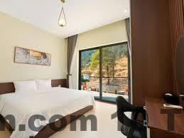 Đánh giá Summerly Villa Đồng Đò 2026: Villa nghỉ dưỡng nhóm gần Hà Nội có đáng tiền? 7 Khu bếp chung tại Summerly Villa Đồng Đò phục vụ khách tự nấu ăn