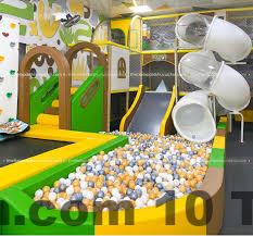 Không gian phòng tại Ellie's Little Corner với nội thất đơn giản