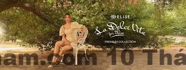 Quầy lễ tân nhỏ gọn tại guesthouse khu vực ngoại thành Hà Nội