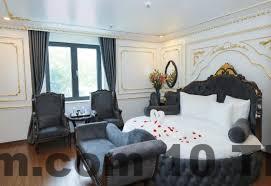 Nhà nghỉ Trâu Quỳ Gia Lâm – Đánh giá Hostel 365 chi tiết 2026 6 Khu vực lễ tân nhỏ gọn theo mô hình nhà nghỉ gia đình