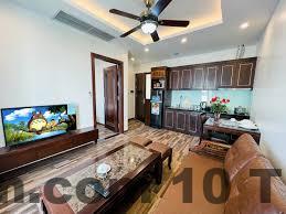 Nội thất phòng khách sạn hiện đại, rộng rãi và sạch sẽ