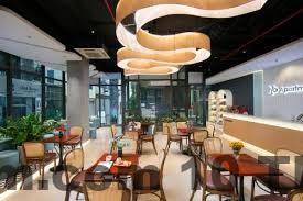 Tiện ích hồ bơi và phòng gym tại khách sạn khá đầy đủ