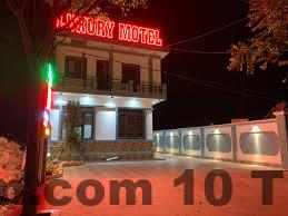 Tầm nhìn từ nhà nghỉ Ngọc Lam ra núi non hùng vĩ.