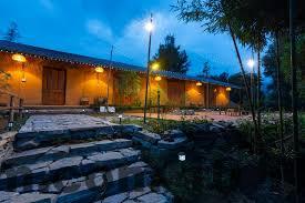 Diềm Bungalow là điểm dừng chân lý tưởng cho những ai tìm kiếm sự tĩnh lặng và gần gũi với thiên nhiên.