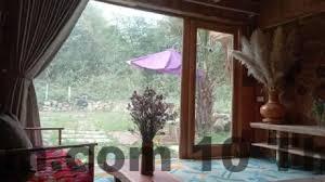 Bữa sáng tại Na Tau Homestay đầy đủ và thơm ngon, với các món ăn truyền thống của vùng núi phía Bắc.