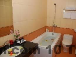 Phòng nghỉ tại khách sạn Hoa Hồng - Alisa với thiết kế hiện đại, đầy đủ tiện nghi.