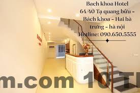 Khung cảnh xung quanh khu vực Bách Khoa