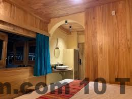 Quán ăn địa phương gần nhà nghỉ HP Motel tại Cốc Pài