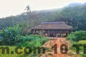 Khu vực lễ tân Khách Sạn Ánh Nguyệt với phong cách phục vụ thân thiện