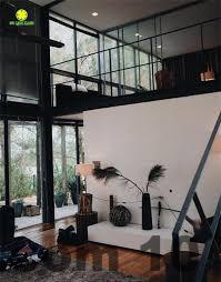 Khu vực sinh hoạt chung tại FAMILY HOUSE nơi nhân viên hỗ trợ khách trong quá trình lưu trú