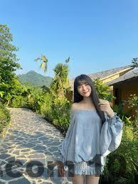 Khu vực lễ tân đơn giản tại khách sạn Trung Hoa Sóc Sơn