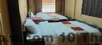 View nhìn từ homestay, bao quát được cảnh núi rừng xanh mát