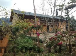 Phòng nghỉ tại Lý Thị Chương Homestay với nội thất đơn giản nhưng rất ấm cúng, tạo cảm giác thư giãn ngay khi bước vào.