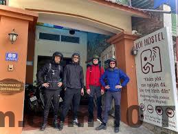 Bữa sáng tại Long Hướng Duy Hostel với các món ăn truyền thống đơn giản nhưng ngon miệng.