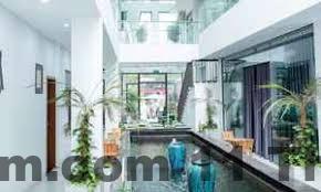 Hồ bơi ngoài trời sạch sẽ, lý tưởng cho việc thư giãn