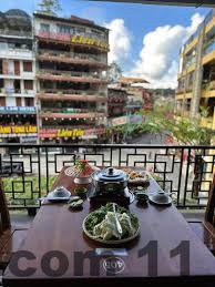 Nhân viên Khuyên Ngọc Hotel - Thái độ phục vụ thân thiện và nhiệt tình