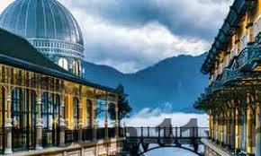 Bữa sáng tại khách sạn, với các món ăn hấp dẫn và tươi ngon.