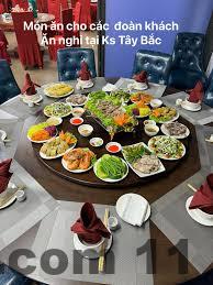 Các quán ăn địa phương xung quanh Khách sạn Tây Bắc Lai Châu