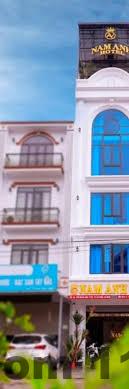 Khu vực lễ tân Quỳnh Chi Hotel với phong cách phục vụ gia đình, thân thiện