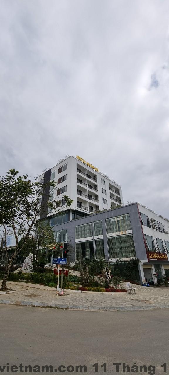 Khách Sạn Lan Anh nằm ngay Quốc lộ 4D, thuận tiện di chuyển giữa các cung đường Tây Bắc