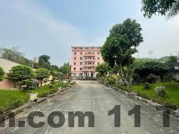 Khu vực ăn uống đơn giản tại Khách Sạn Phương Thúy Yên Bái