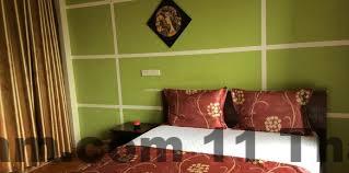 Mặt tiền khách sạn Hải Dương trên đường Trần Hưng Đạo, thuận tiện di chuyển trong thành phố Hòa Bình