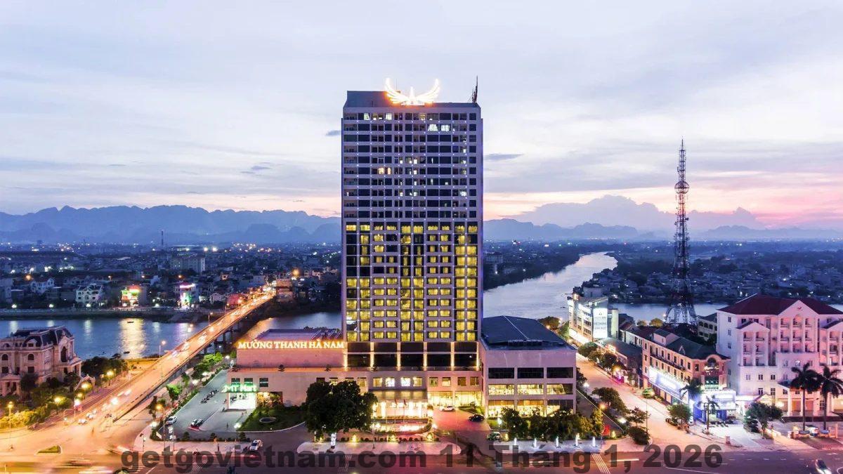 Vị trí Riverside Hotel Hà Nam trên trục đường Lê Hoàn trung tâm Phủ Lý