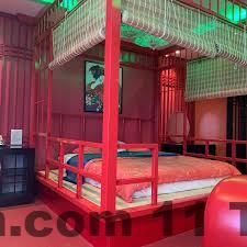 Khu vực lễ tân Zen Hotel Hạ Long với không gian nhỏ gọn, phục vụ cơ bản