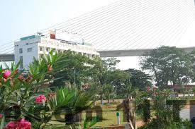 Không gian xung quanh Hạ Long Park Hotel, thiếu tiện ích nghỉ dưỡng