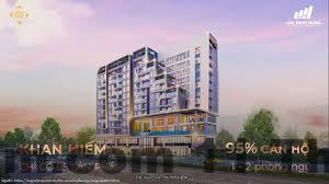 Phòng nghỉ Aurora Hotel Hạ Long với giường lớn, sàn gạch, ánh sáng tự nhiên