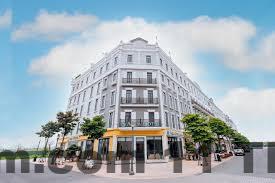 Không gian sinh hoạt chung đơn giản tại khách sạn Hạ Long Xanh