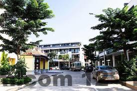 Bữa sáng buffet tại Royal Lotus Hotel