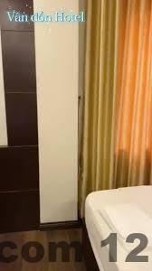 Khu vực lễ tân khách sạn phong cách đơn giản, tập trung công năng