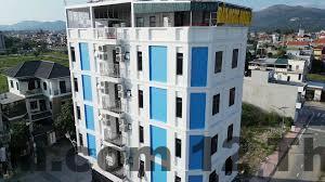 Khu dân cư Yên Thanh – khu vực xung quanh Bảo Ngọc Hotel Uông Bí khá yên tĩnh, ít dịch vụ du lịch