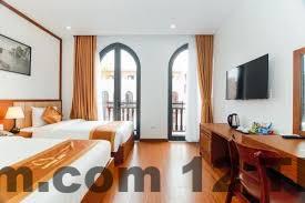 Khu vực lễ tân khách sạn mini Quỳnh Yến Hạ Long