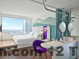 Không gian ăn uống và khu vực phục vụ bữa sáng tại khách sạn