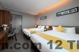 Khu vực xung quanh Golden Hotel Yên Phong Bắc Ninh với đường sá yên tĩnh, ít xe cộ