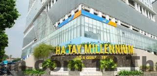 Khu vực xung quanh khách sạn với nhiều quán ăn địa phương