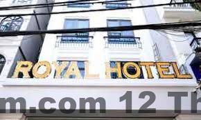 Không gian phòng tắm tại khách sạn 103 Hà Đông, thiết kế đơn giản và thực dụng