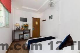 Quầy lễ tân Au Viet Hotel Hanoi với phong cách phục vụ thân thiện