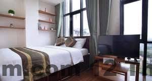 Bữa sáng tại Wind Hotel với thực đơn đơn giản, đủ no