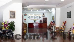 Khu vực ăn sáng Cao Sơn Hotel phục vụ món địa phương đơn giản