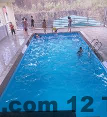 Khuôn viên đơn giản của khách sạn Sông Gâm không có tiện ích giải trí