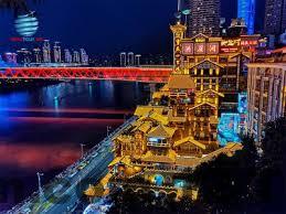 Khu vực đường phố và không gian xung quanh Khách sạn Kim Thoa tại Trùng Khánh