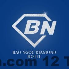 Phòng ngủ tại khách sạn, thiết kế sang trọng, tạo cảm giác thư giãn.