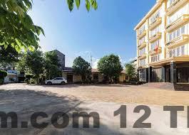 Các nhân viên tại khách sạn luôn nhiệt tình và sẵn sàng hỗ trợ du khách.