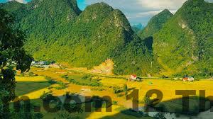 Nhân viên tại Khách Sạn Linh Thắm