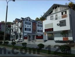 Phòng ốc gọn gàng, được trang bị đầy đủ tiện nghi cơ bản, mang đến sự thoải mái cho khách nghỉ dưỡng.